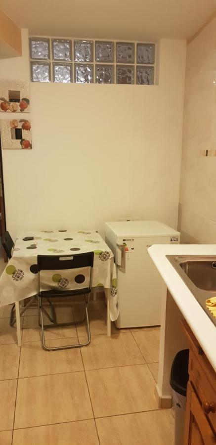 A Ensuite Apartment Con Zona De Patio Аресифе Екстериор снимка